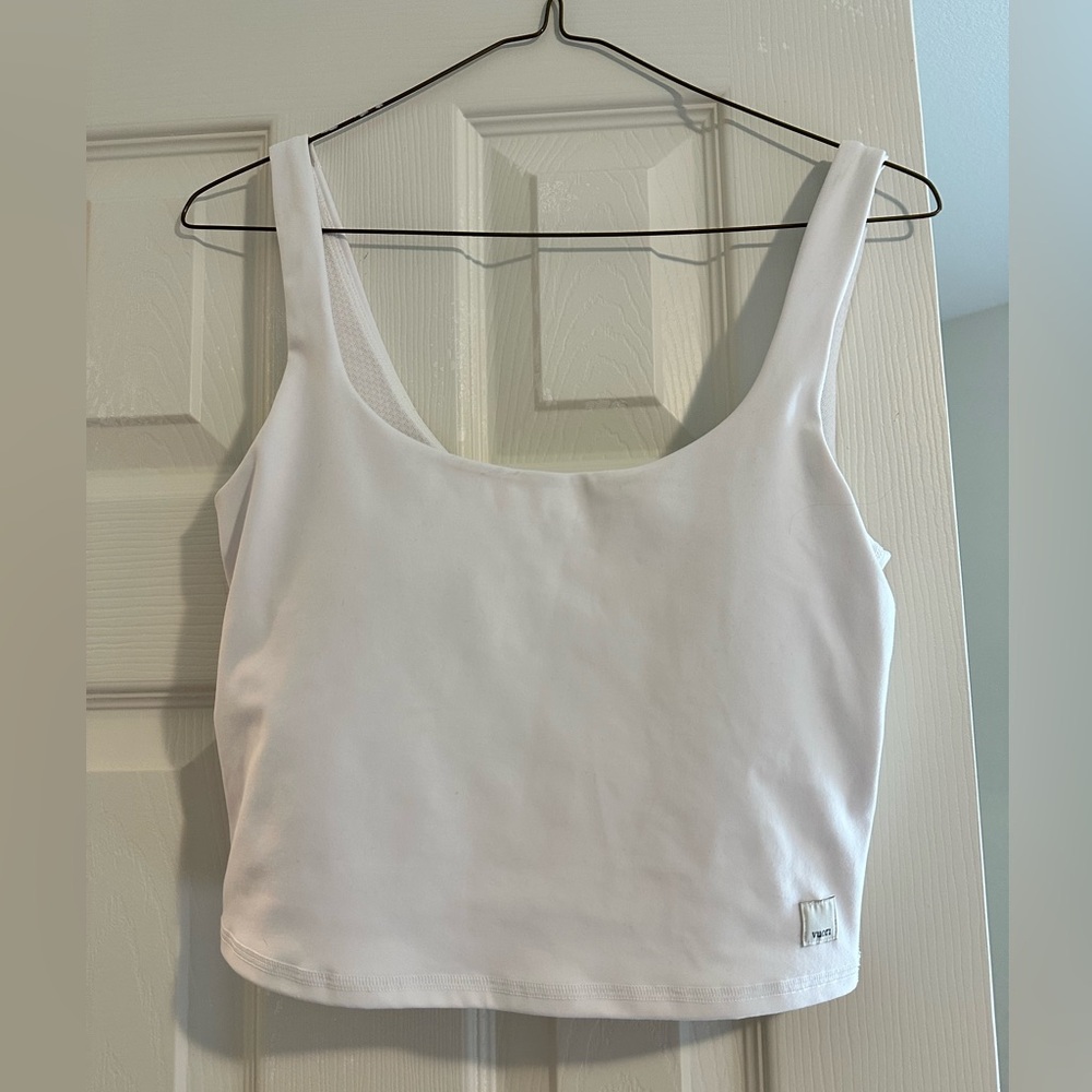 Vuori xs tank daily crop